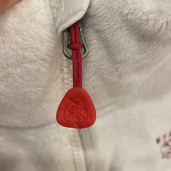 Gorgeous mountain hardwear two layer coat - Picture 12 of 17